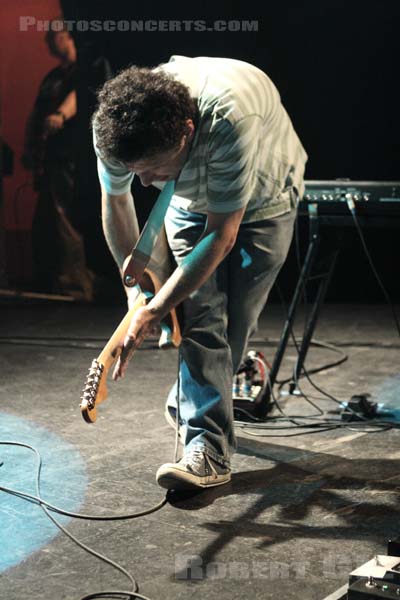 YO LA TENGO - 2007-09-11 - PARIS - Trabendo - Ira Kaplan